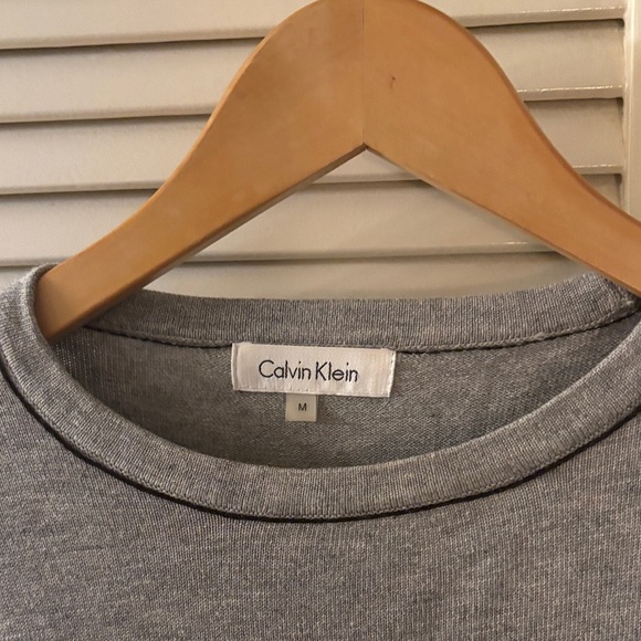 Calvin Klein Heather Gray Crew Neck Sweater - Picture 2 of 4